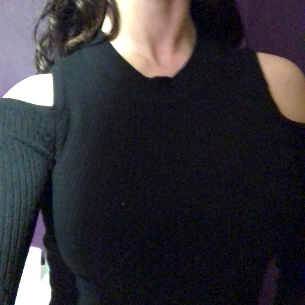Never worn long sleeve